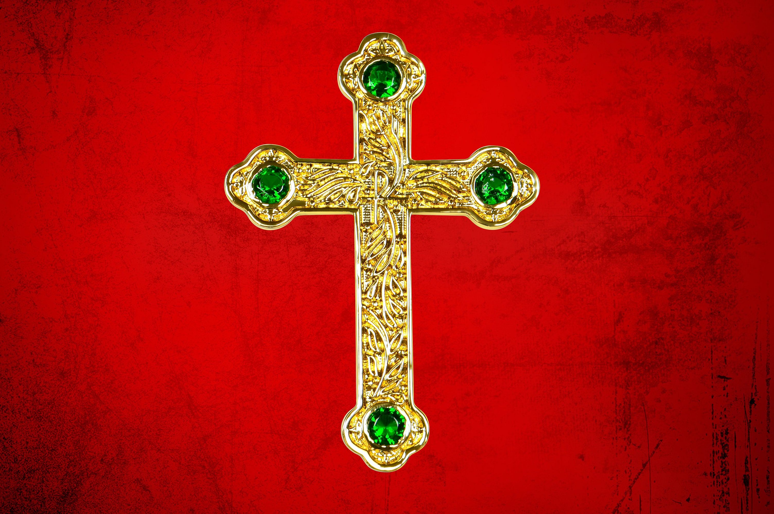 Premium Pectoral Cross Pendant & Chain Set with Emerald Green