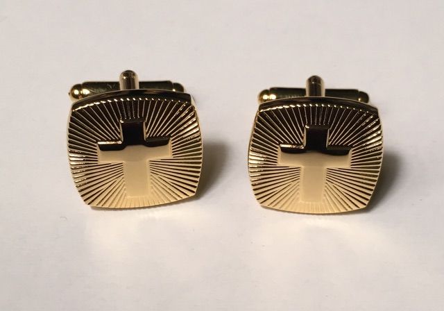 2 Pc. Religious Gold Extreme Fusion Cross Cufflinks