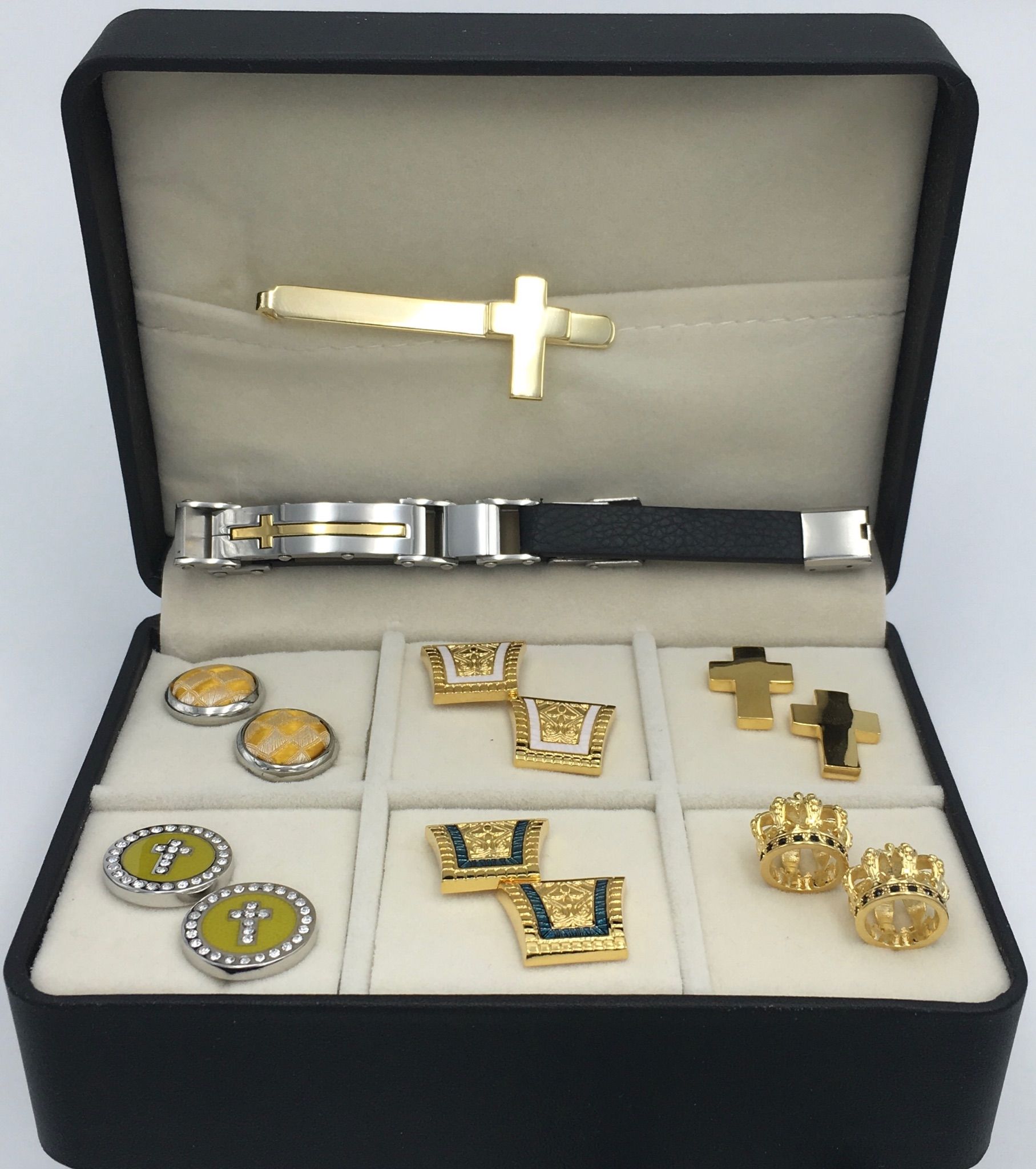 The Max Box 6 Different Pairs of Cufflinks, Tie Bar and Clergy Bracelet